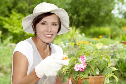 Gardeners The Hyde improving a local outdoor space